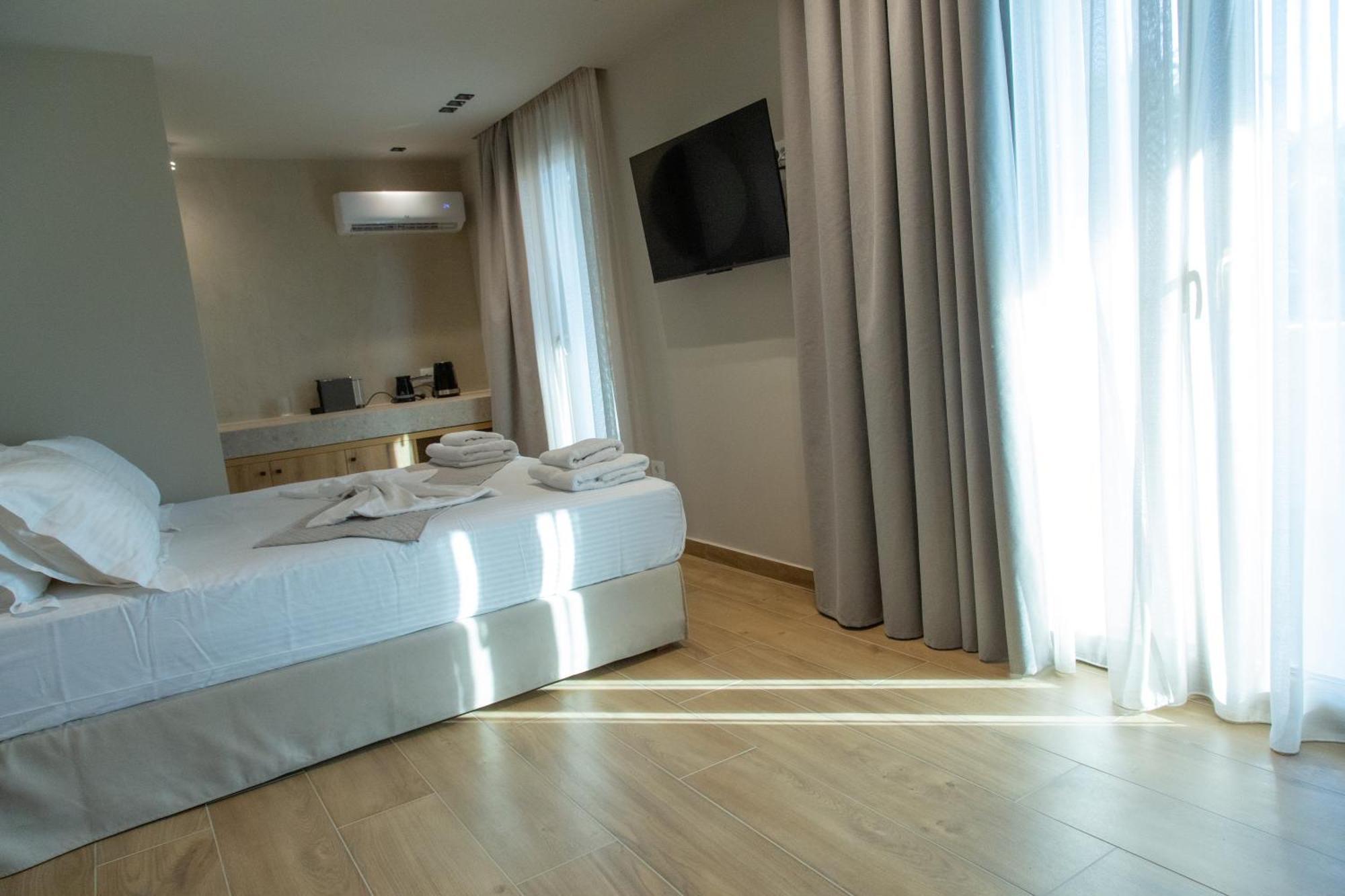 Νεακιτοσ Luxury Apartments Nikíti Kültér fotó